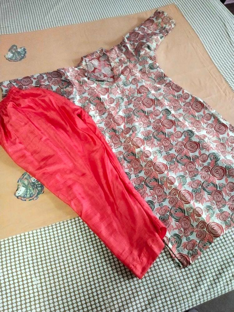 💞Floral Kurta with Red Pants💞
