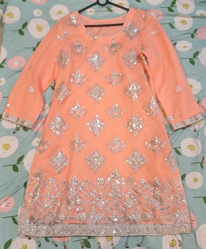 Pakistani Peach Partywear