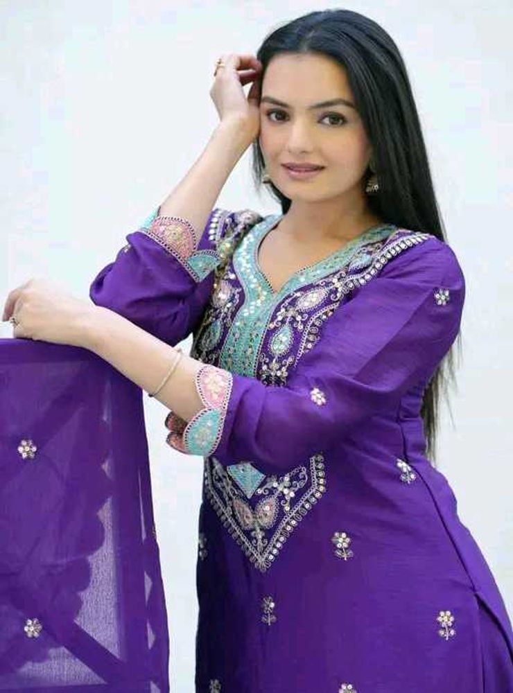 (L) Kashvi Sensational Women Sharara Set .