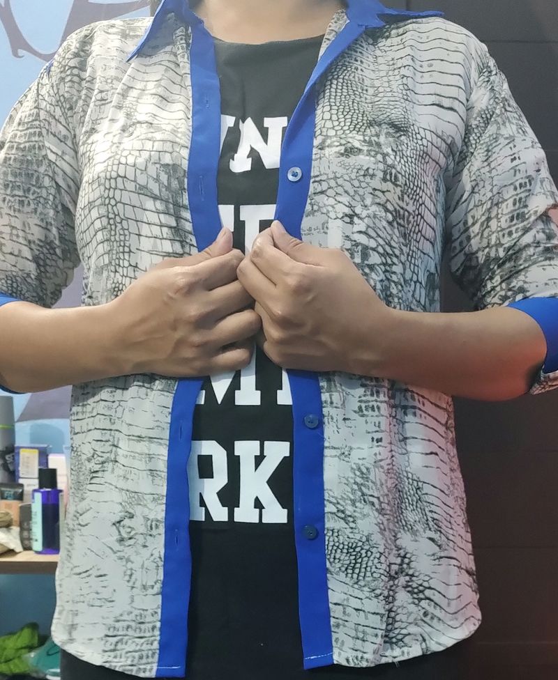 Yay, Price Dropped ---White Shirt Blue Collar