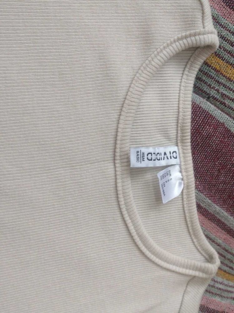 H&amp;M Beige Top