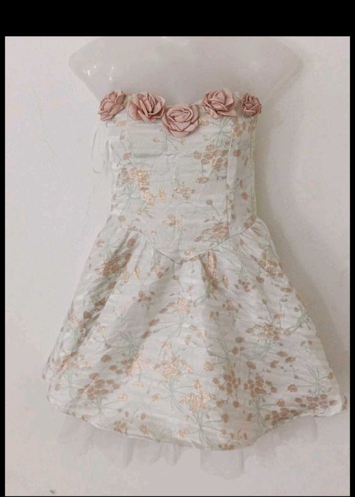 FLORAL PRINT APPLIQUE DRESS