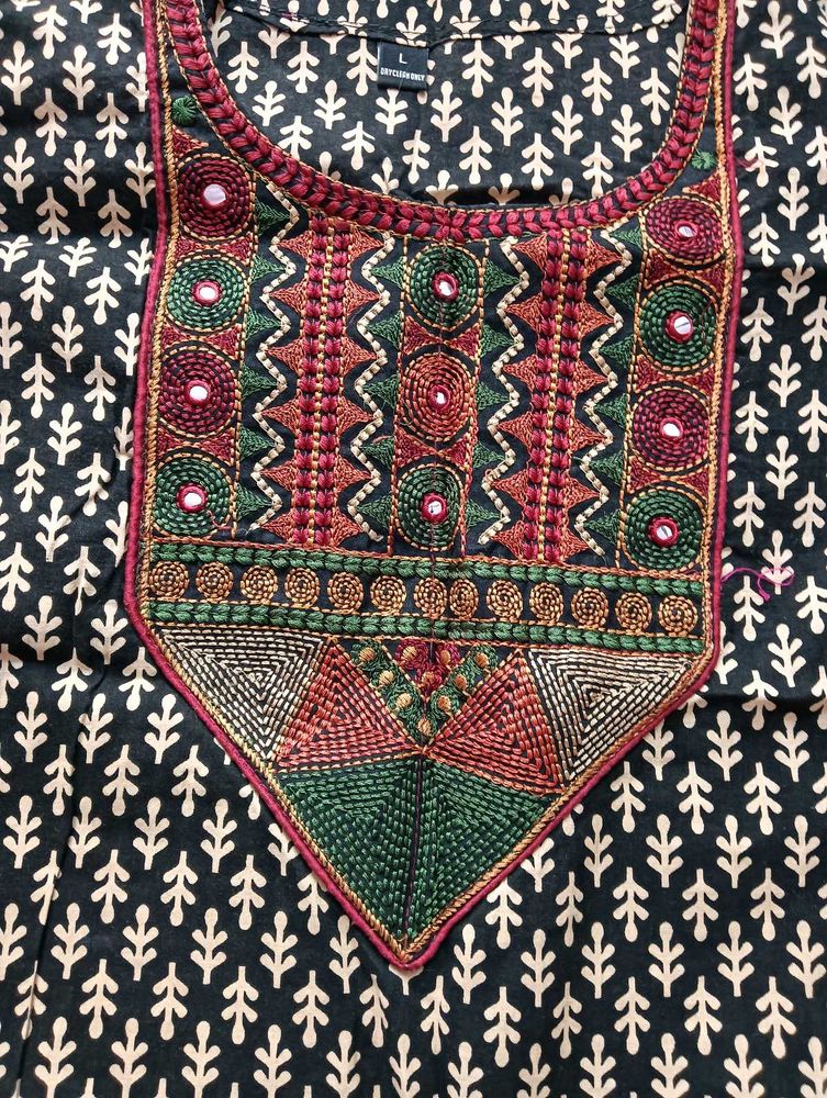 Embroidered Cotton Kurta