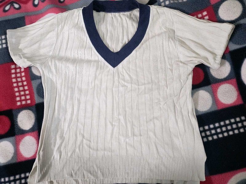 Casual V-Neck Knit Top