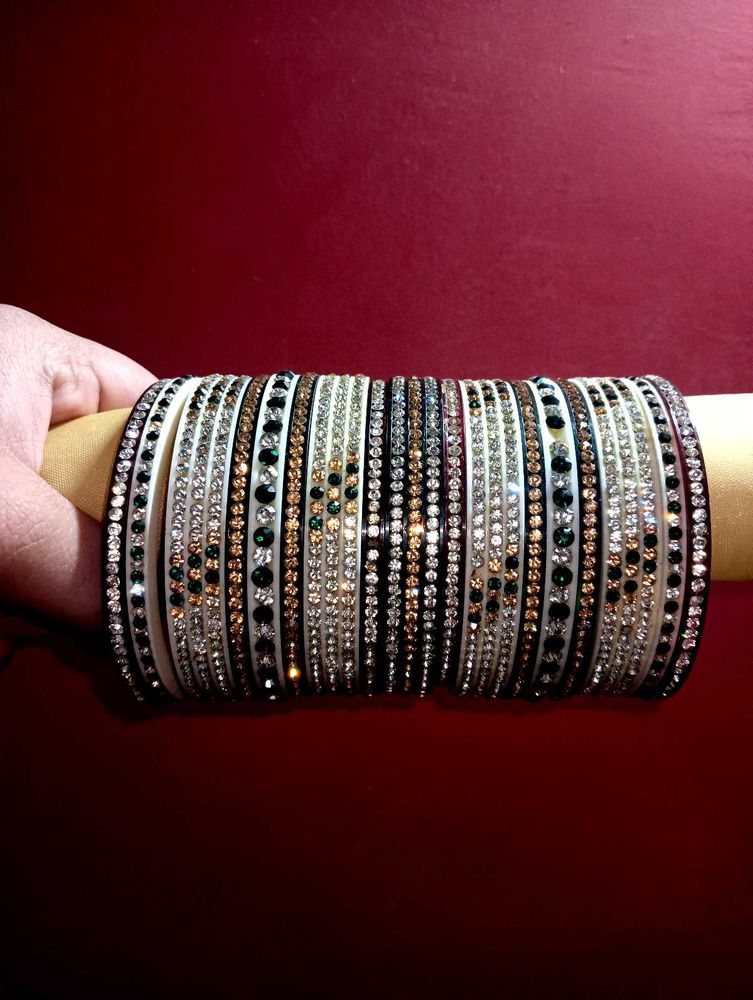 Sparkling Bangle Set