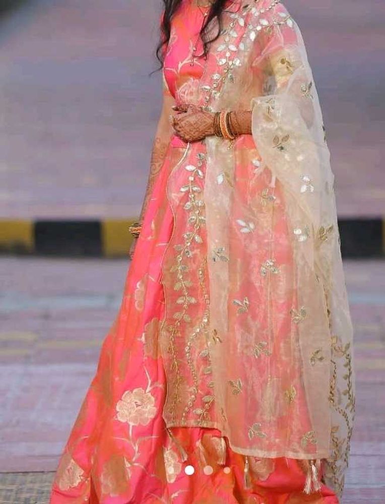 Lhenga Choli