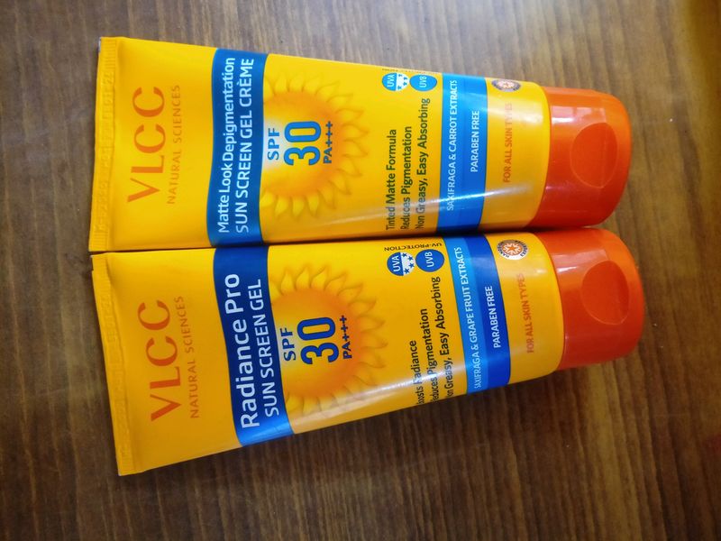VLCC Sunscreen SPF30 PA+++ Combo Gel And Cream