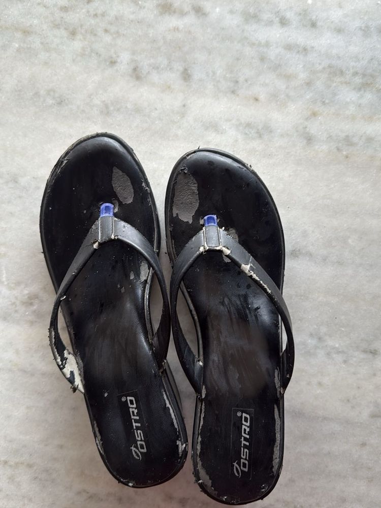 black wedges