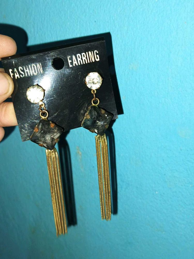 Dangling Fashion Earrings