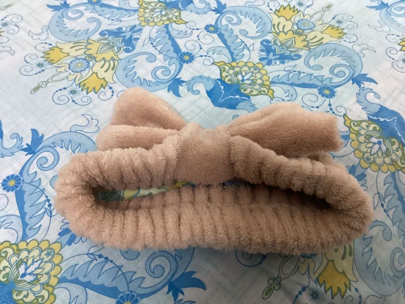 Soft Bow Makeup Headband