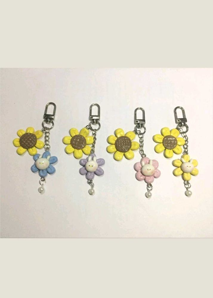 🌻Sunflower Bunny 🐰 Charm Keychains