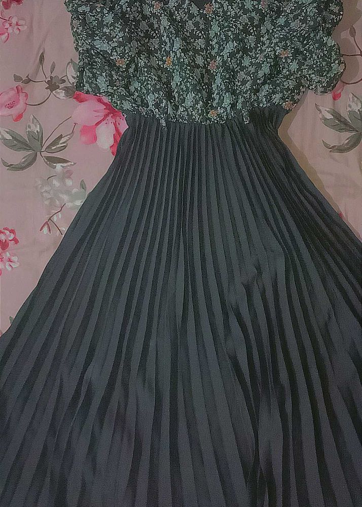 Light Weight Dress Black