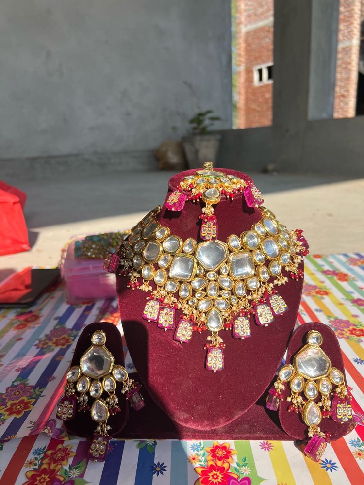 Kundan Jewellery Set