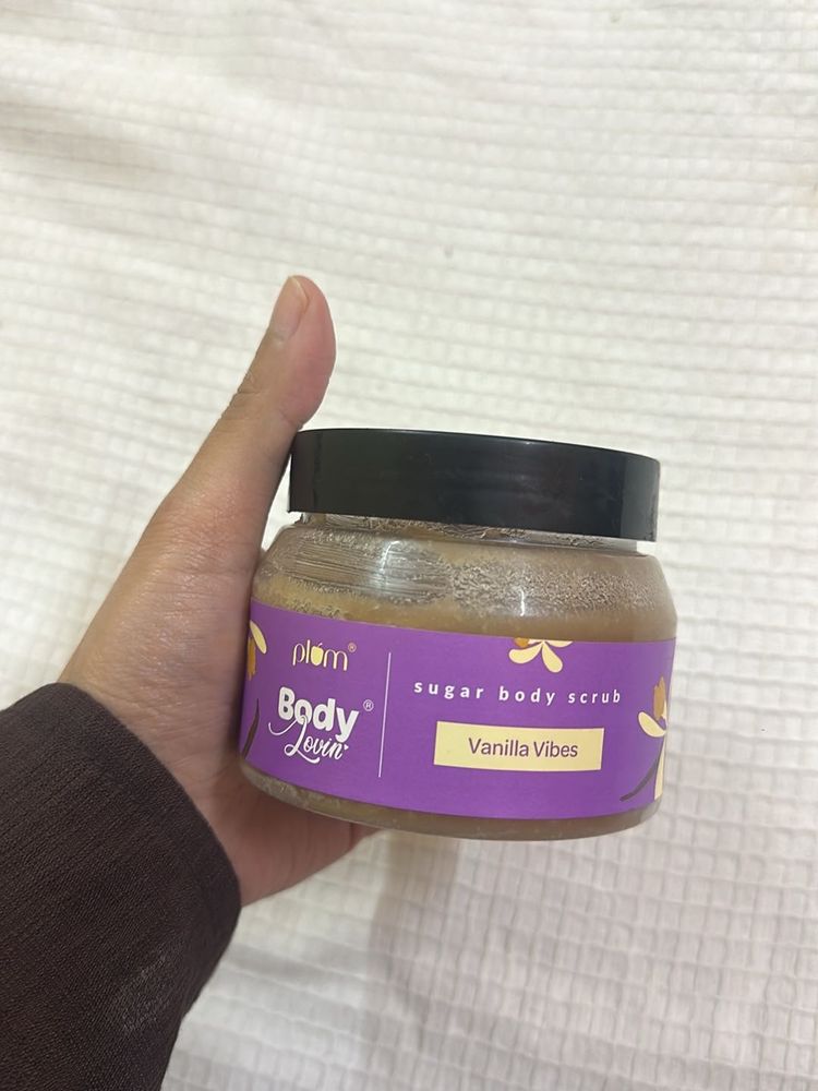 Plum Body Vanilla Scrub