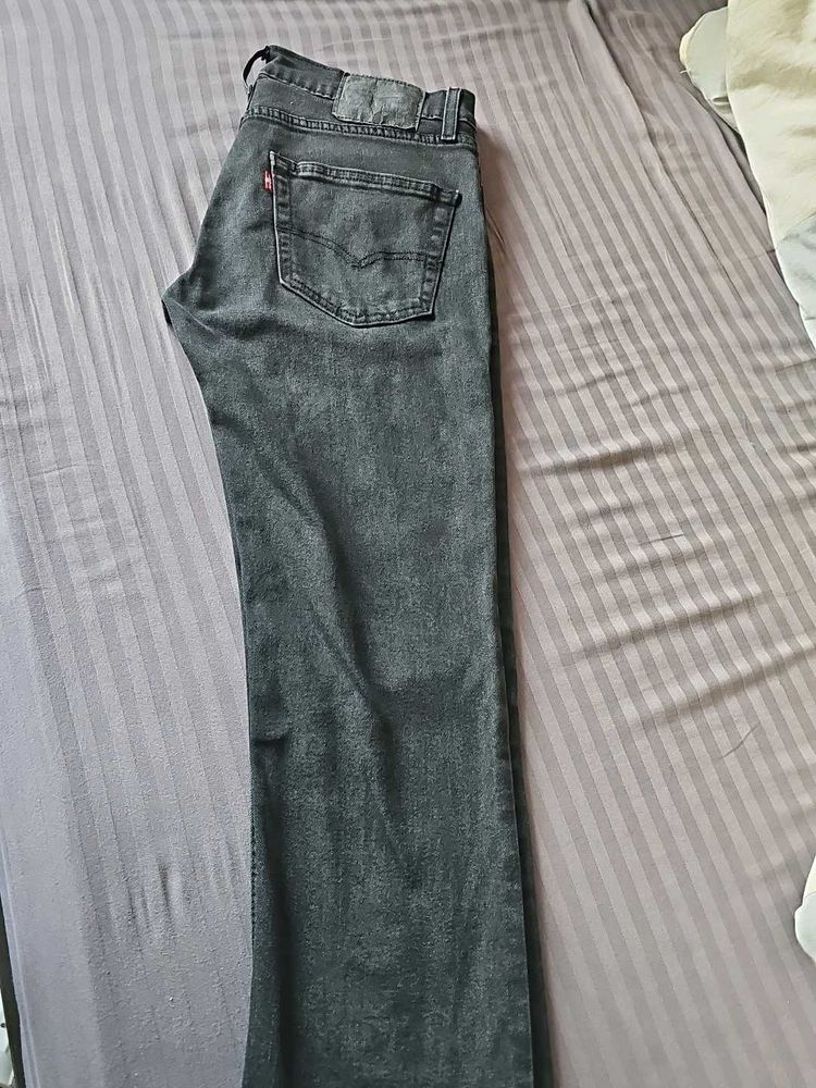 Levi&#39;s 550 Relaxed Fit Jeans