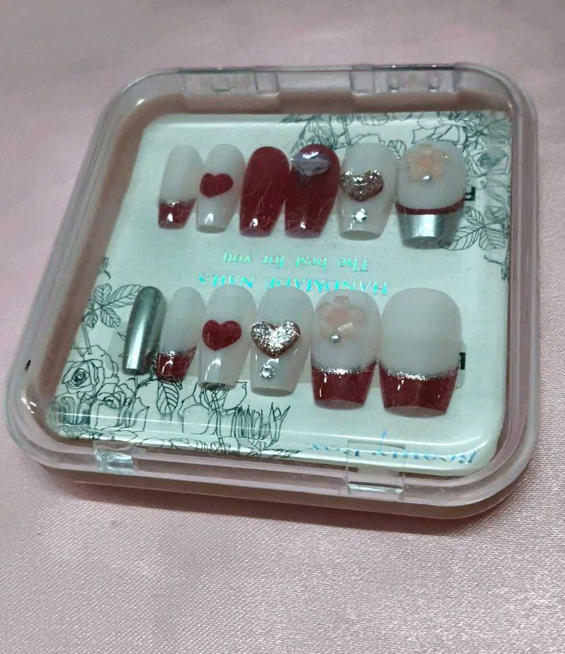 Press-on Nails