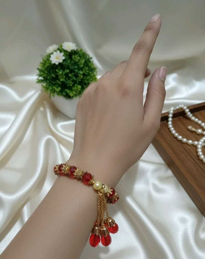 Red &amp; Gold Beaded Bracelet