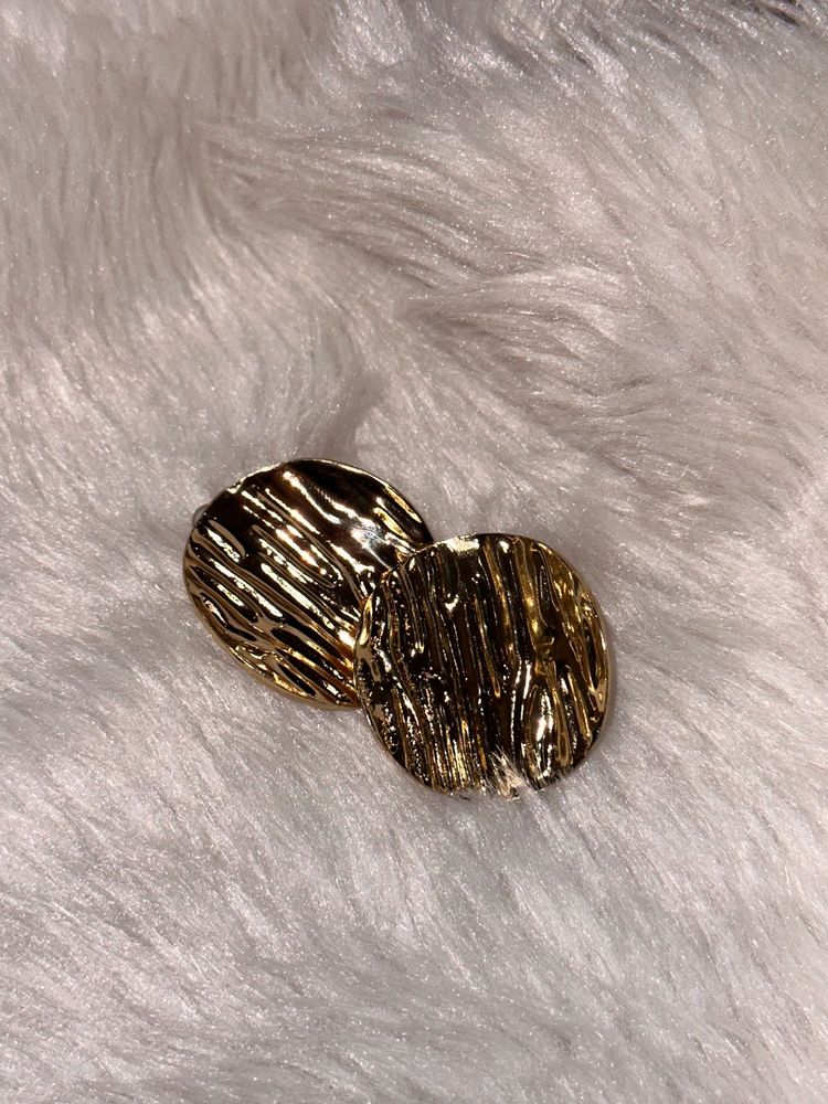Gold Textured Earrings
