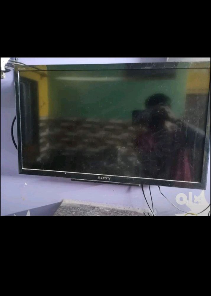 Sony Bravia(Model- KLV-24P412C
