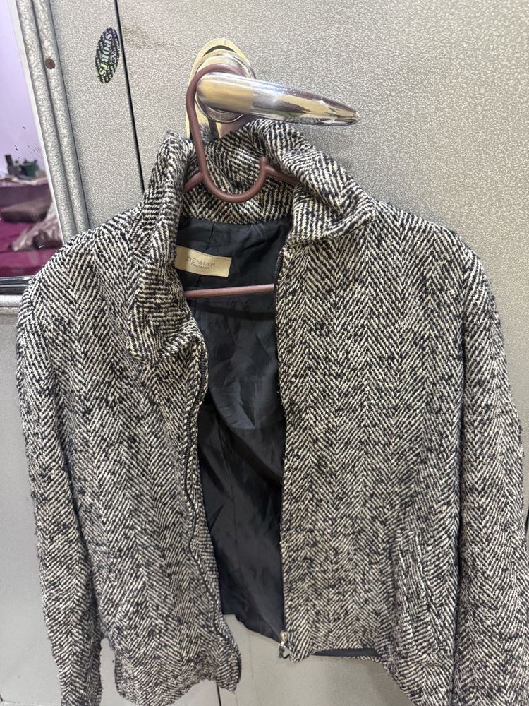 Brand Vanian Collection Coat  Fits For L To XL