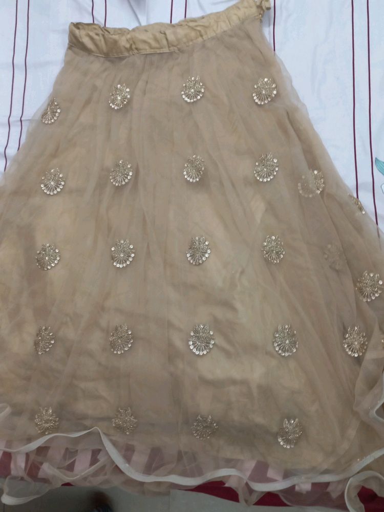 Golden Lehnga