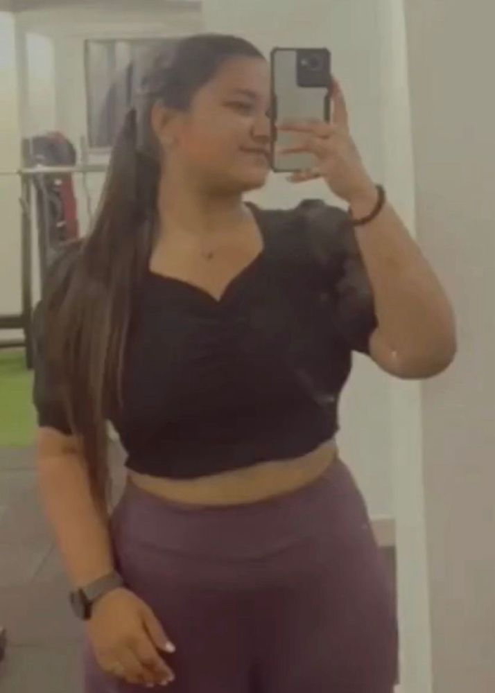 Black Crop Top - Stylish &amp; Trendy