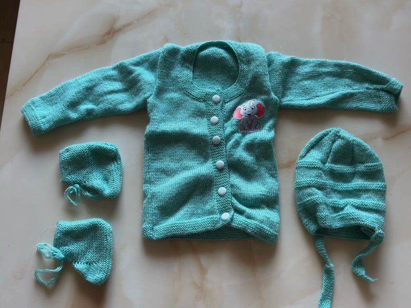 Baby Knit Cardigan &amp; Hats Set