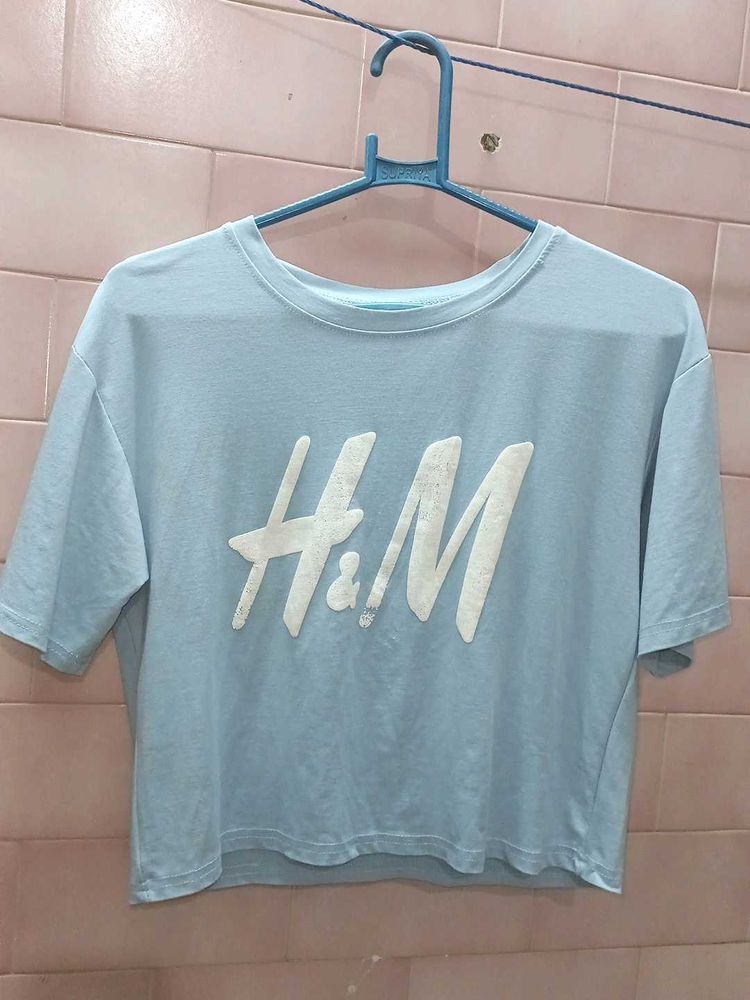 H&amp;M Light Blue Graphic Tee