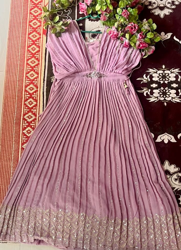 Elegant Lilac Ethnic Gown