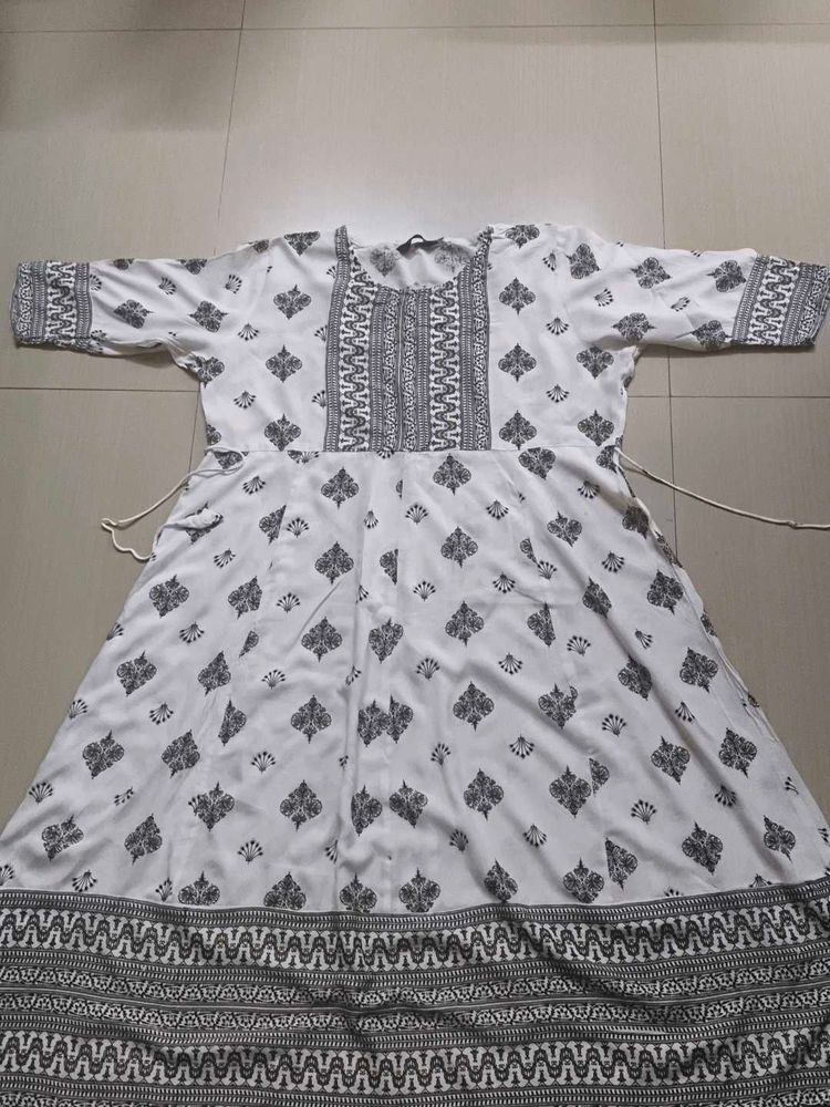 Elegant Printed Kurta