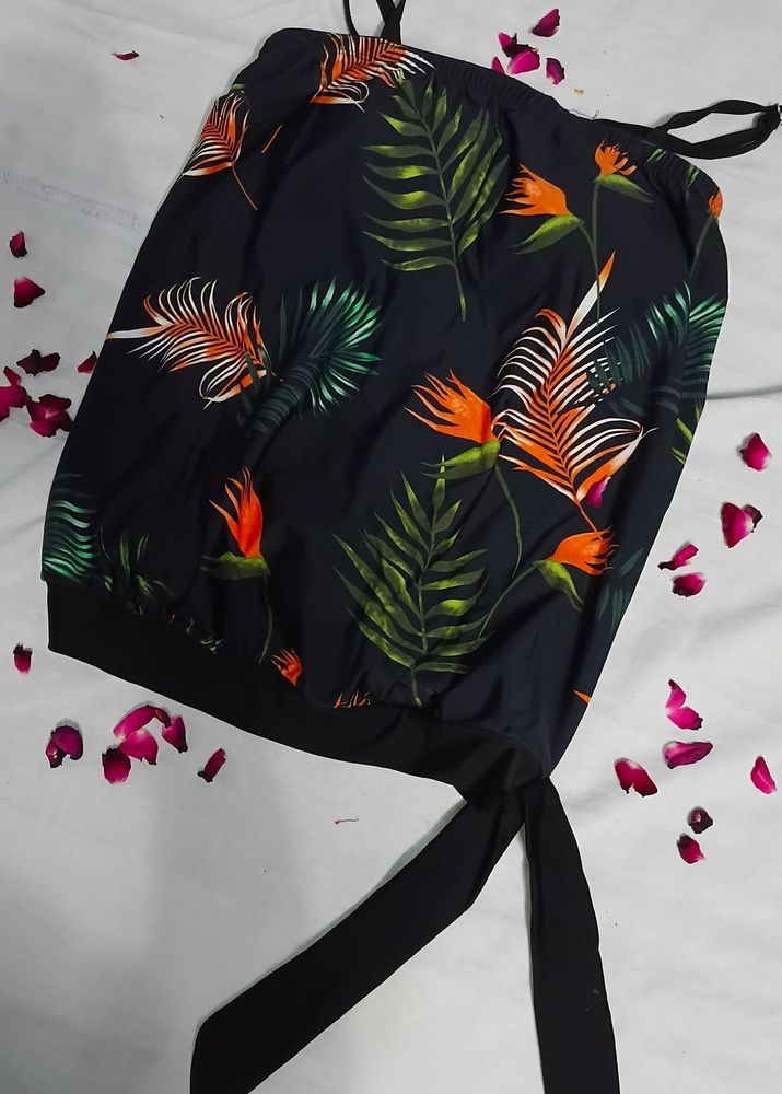 Tropical Print Tie-Up Top