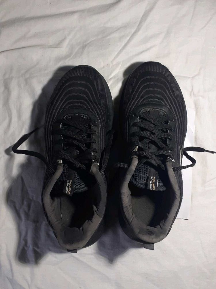Redtape Sneakers