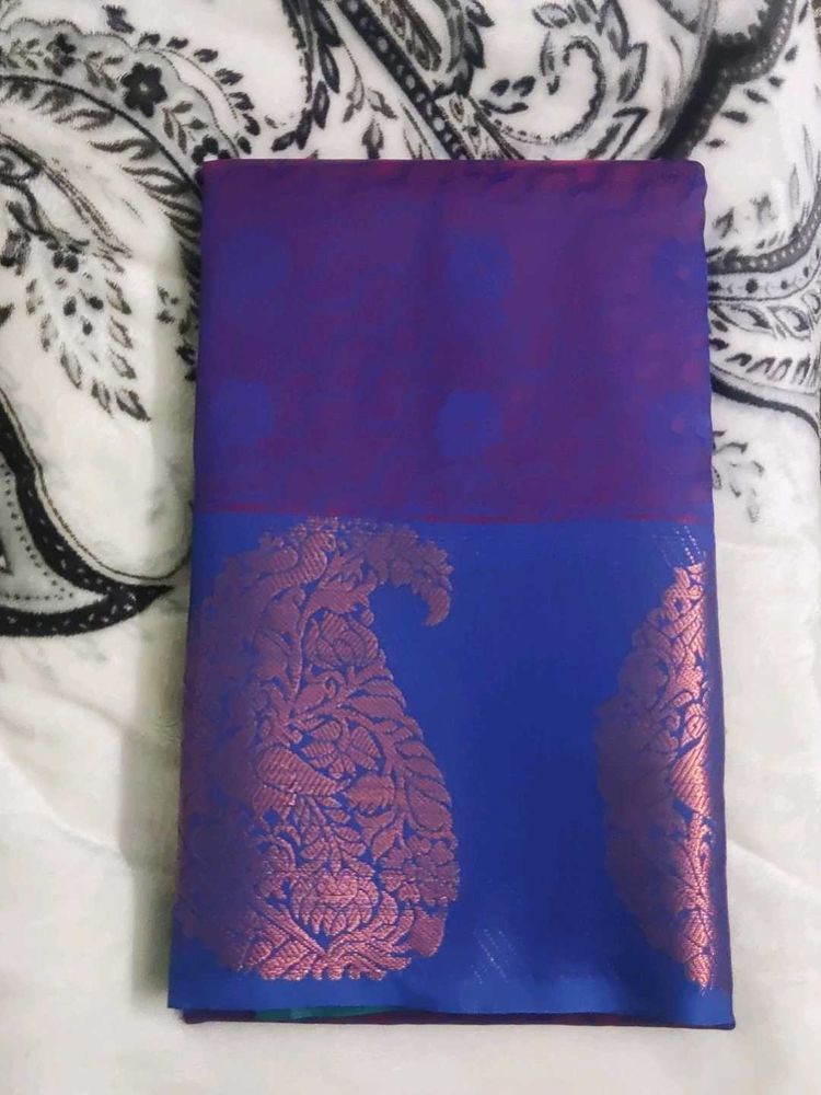 Embossed saree