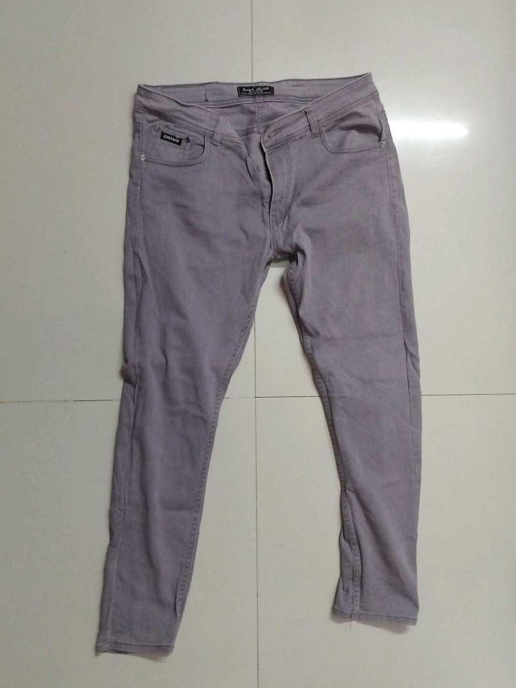 Zara&#39;s Denim Jeans
