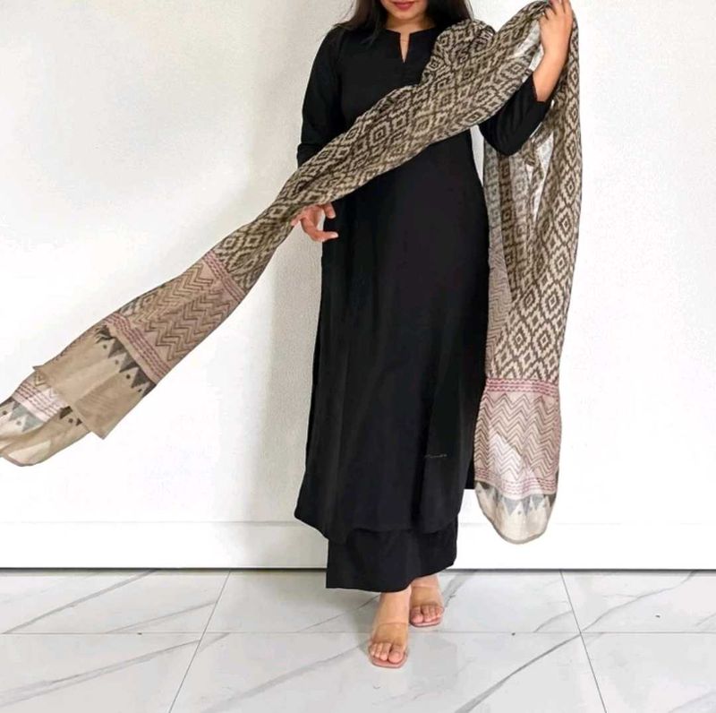 Elegant Black Kurti Set with Printed Dupatta