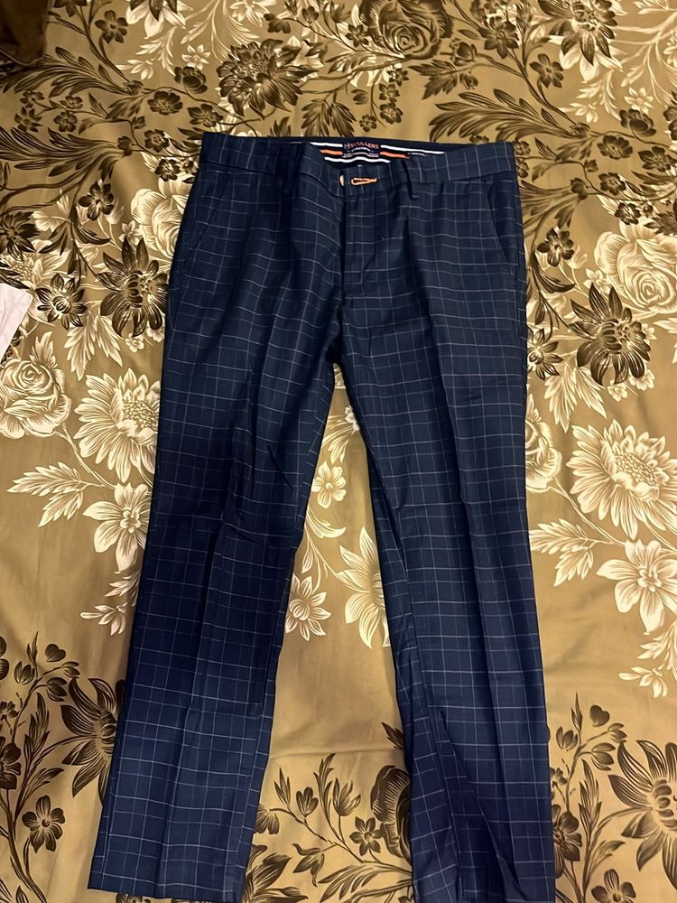 Scullers Navy Slim Fit Trousers Men