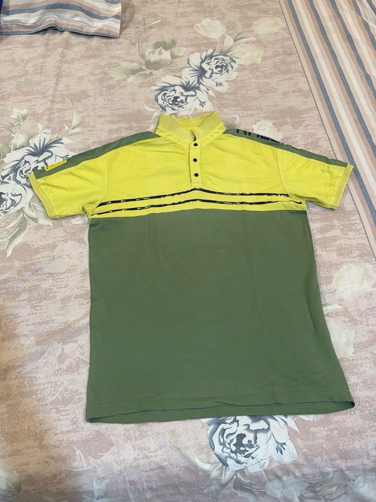 Two-Tone Tshirt XL Size