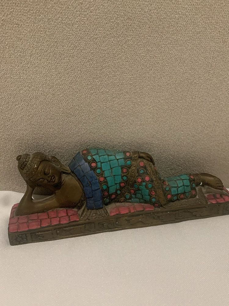 sleeping Buddha Statue