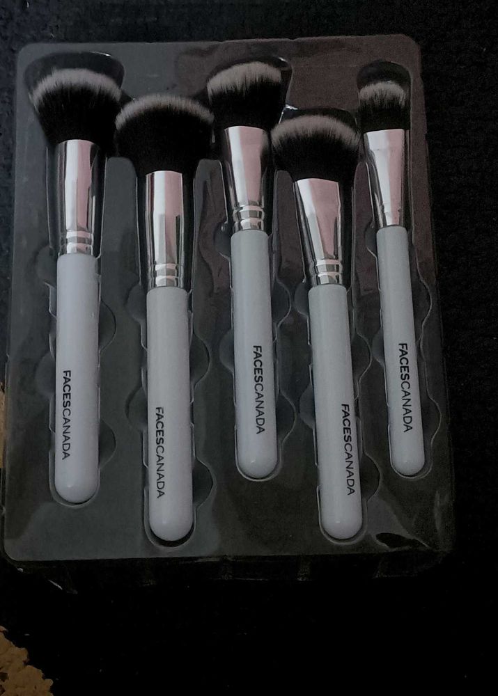 Makeup Brush Set