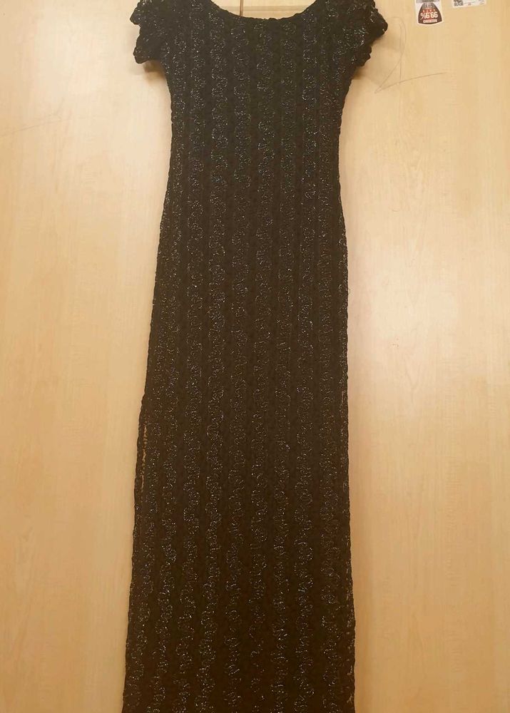 Stunning Shimmery Black Party Gown