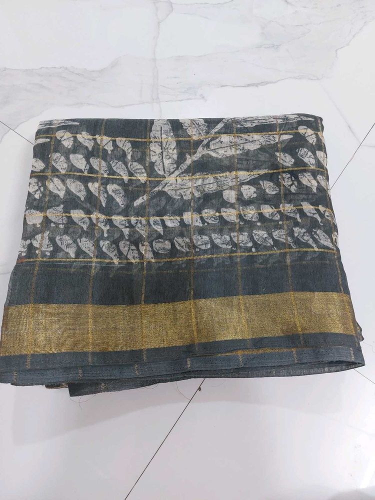 Elegant Printed Saree