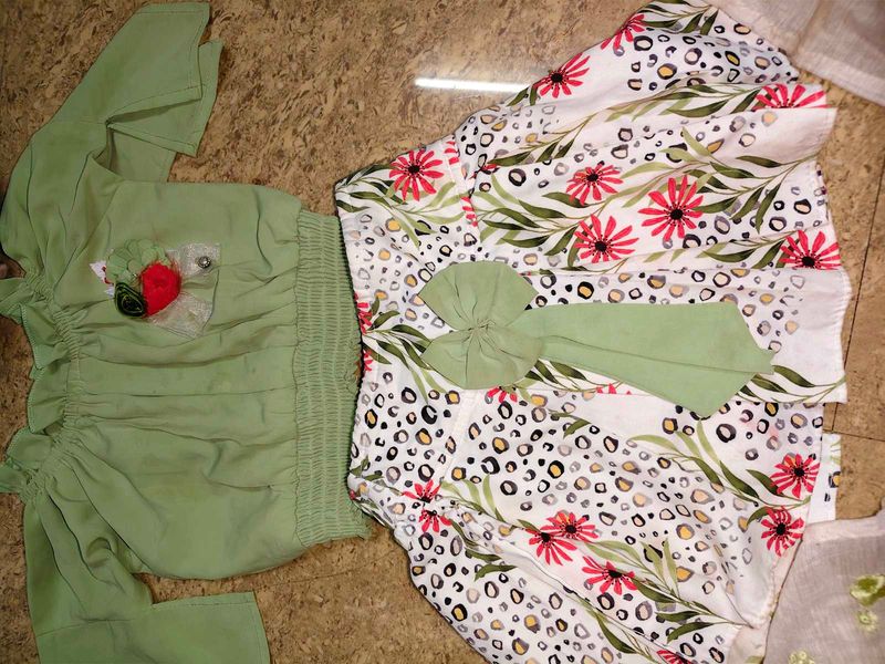 Beautiful funky top skirt