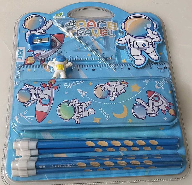 Space Travel Stationery Set