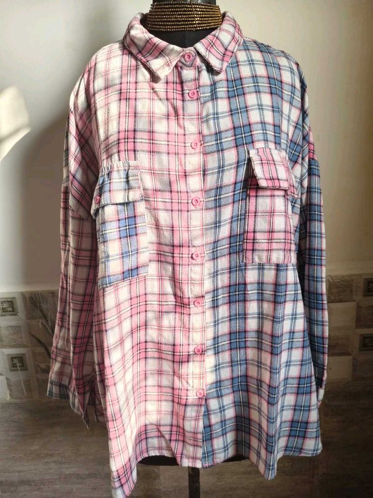BOGO 🎁 Buy One Get 1 Free🎁Plaid Button-Up Top