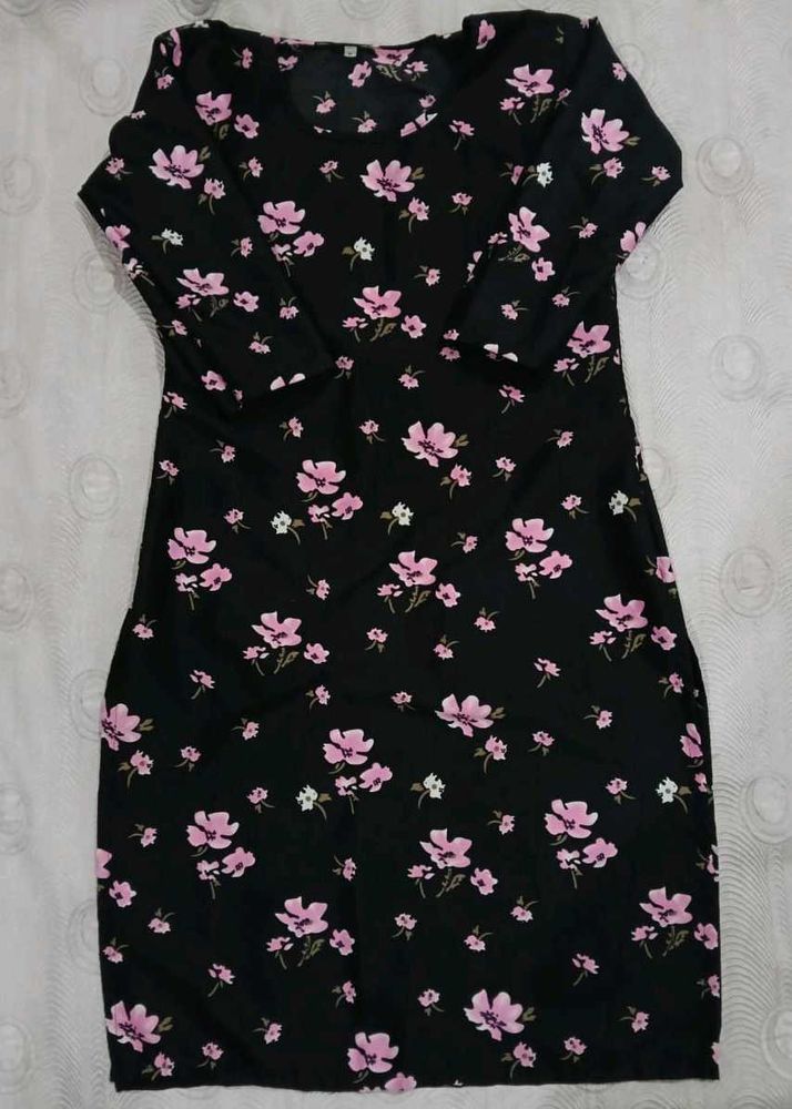 🌸Floral Printed Kurti In New Condition