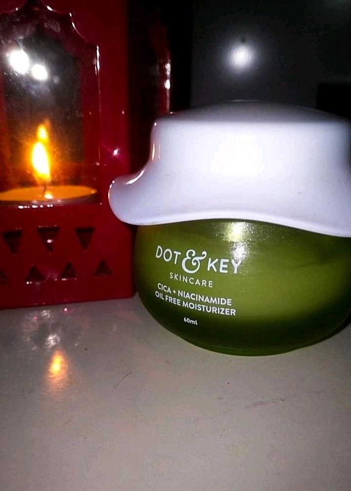 Dot &amp; Key