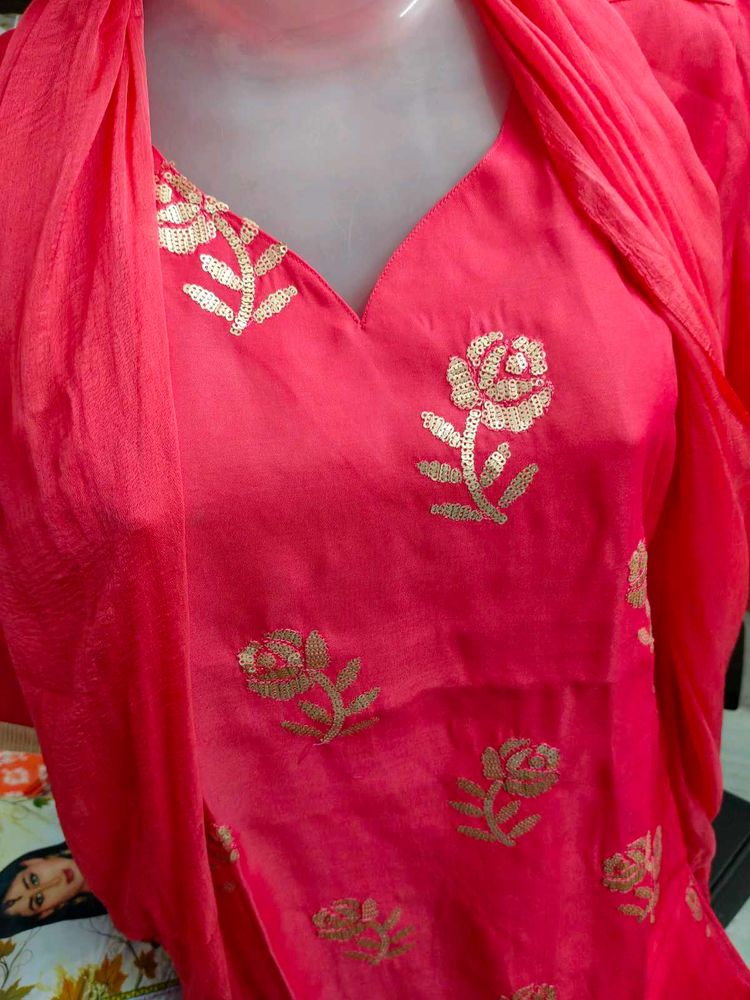 Brand New Party Wear Suit ❤️