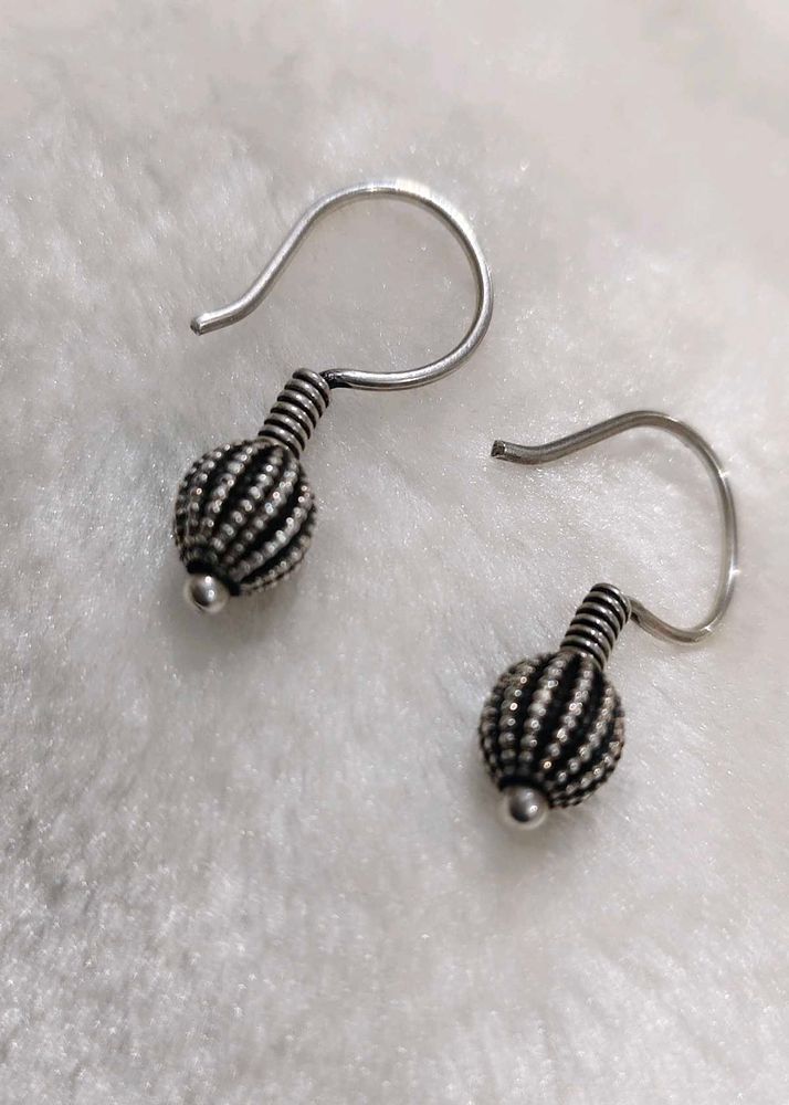 92.5 Silver Bead Drop earrings