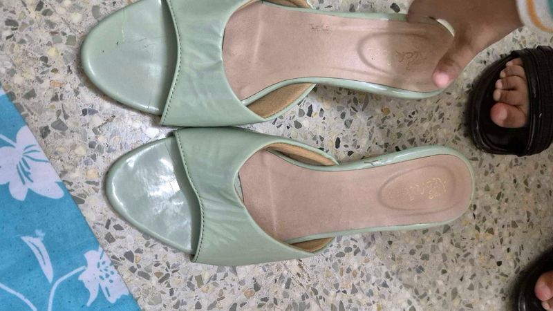 Heels Sea Green Color Size 6