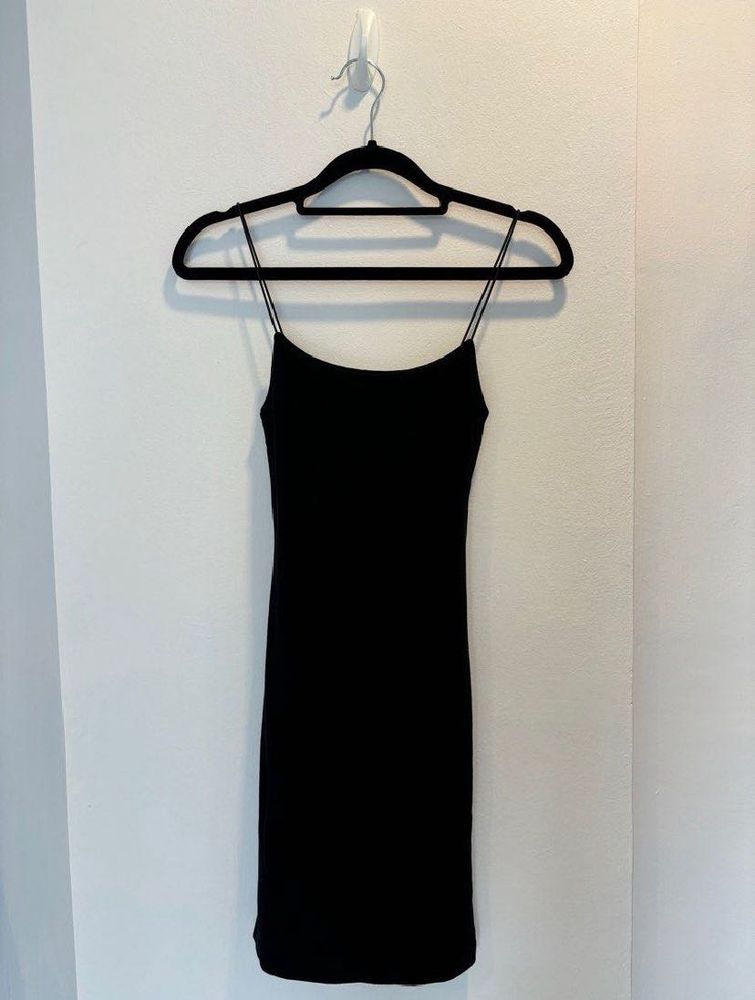 Zara fitted Mini spaghetti strap dress Size Small